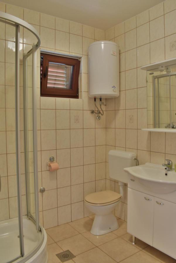 Apartments Niko Sukošan Zewnętrze zdjęcie