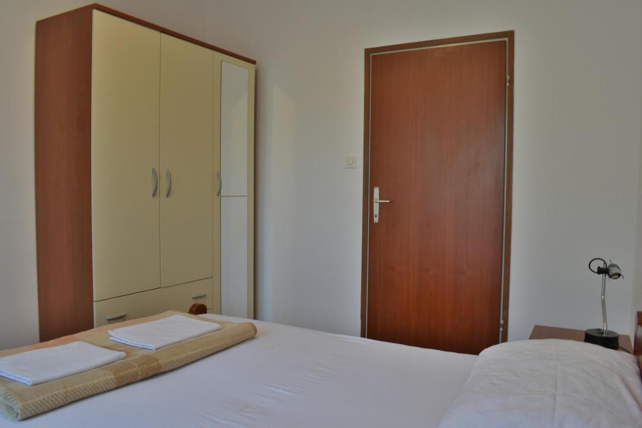 Apartments Niko Sukošan Zewnętrze zdjęcie